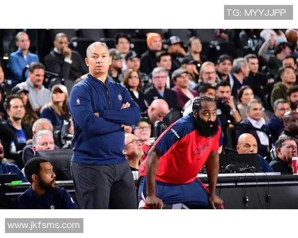 哈登缺席快船遭重创杰伦格林首秀狂砍29分泰伦卢教练危机加剧 哈登缺席快船遭重创杰伦格林首秀狂砍29分泰伦卢教练危机加剧